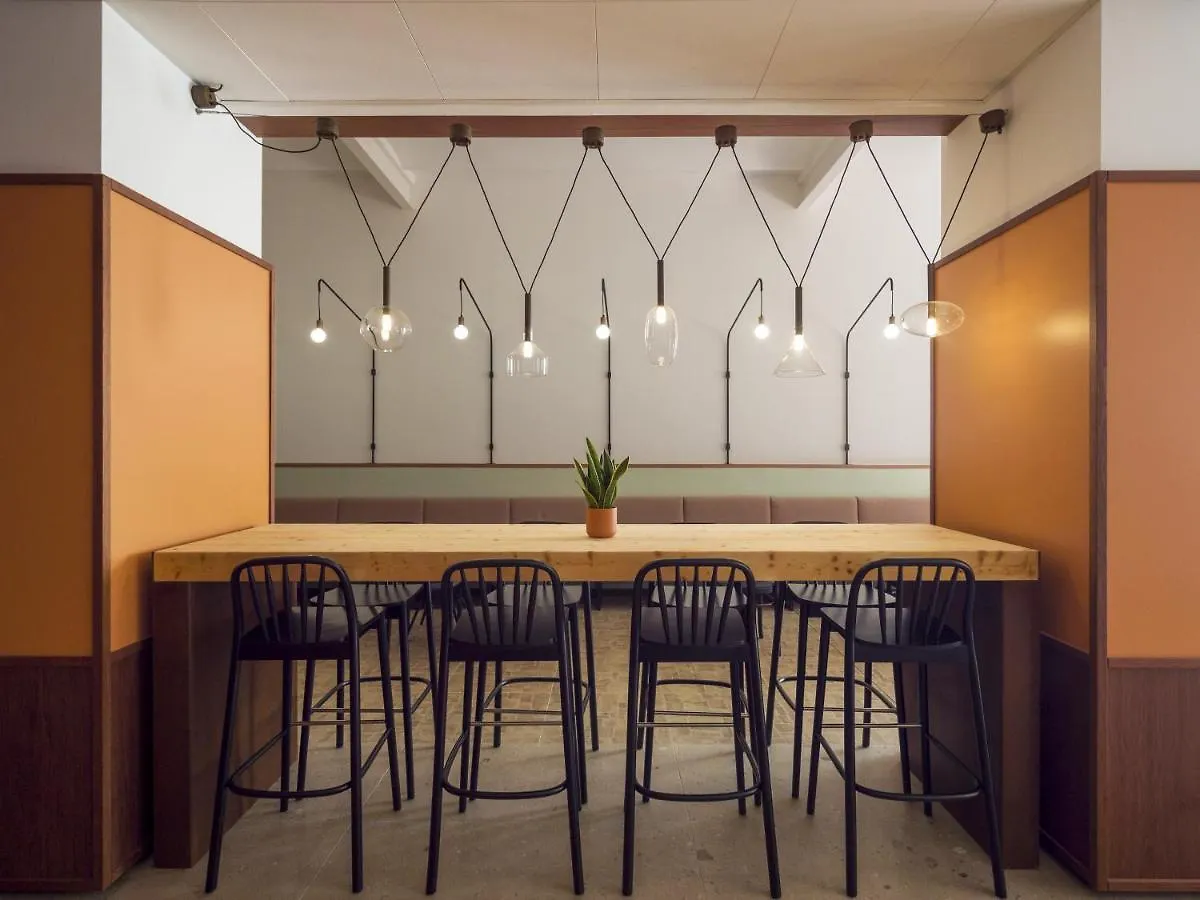 Hotel Orangine 오스피탈레트 데 요브레가트 스페인